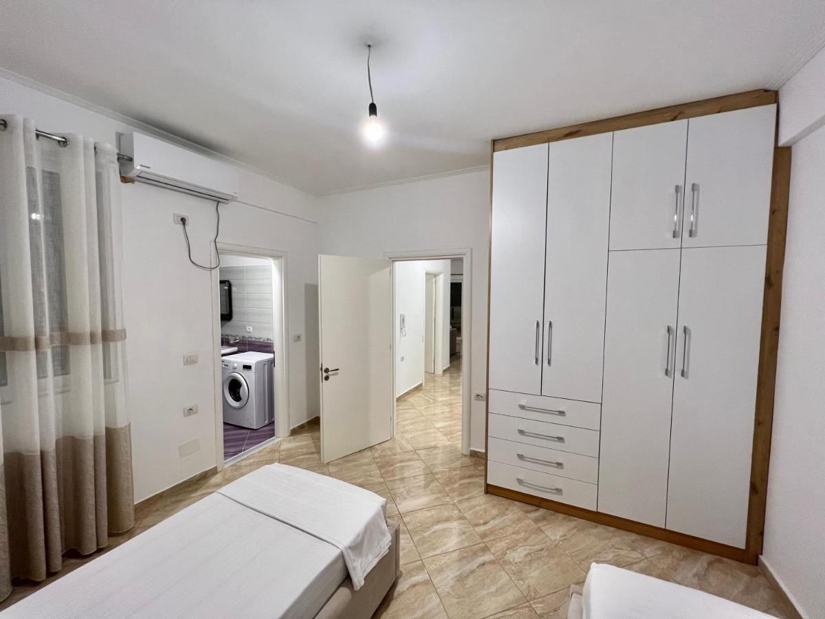 Amar'S Apartments ซารานเดอ ภายนอก รูปภาพ