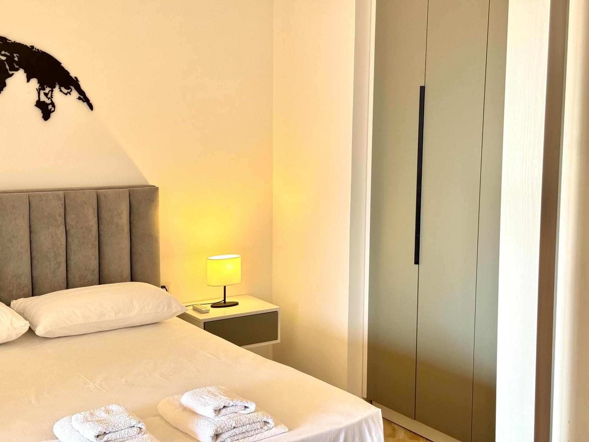 Amar'S Apartments ซารานเดอ ภายนอก รูปภาพ