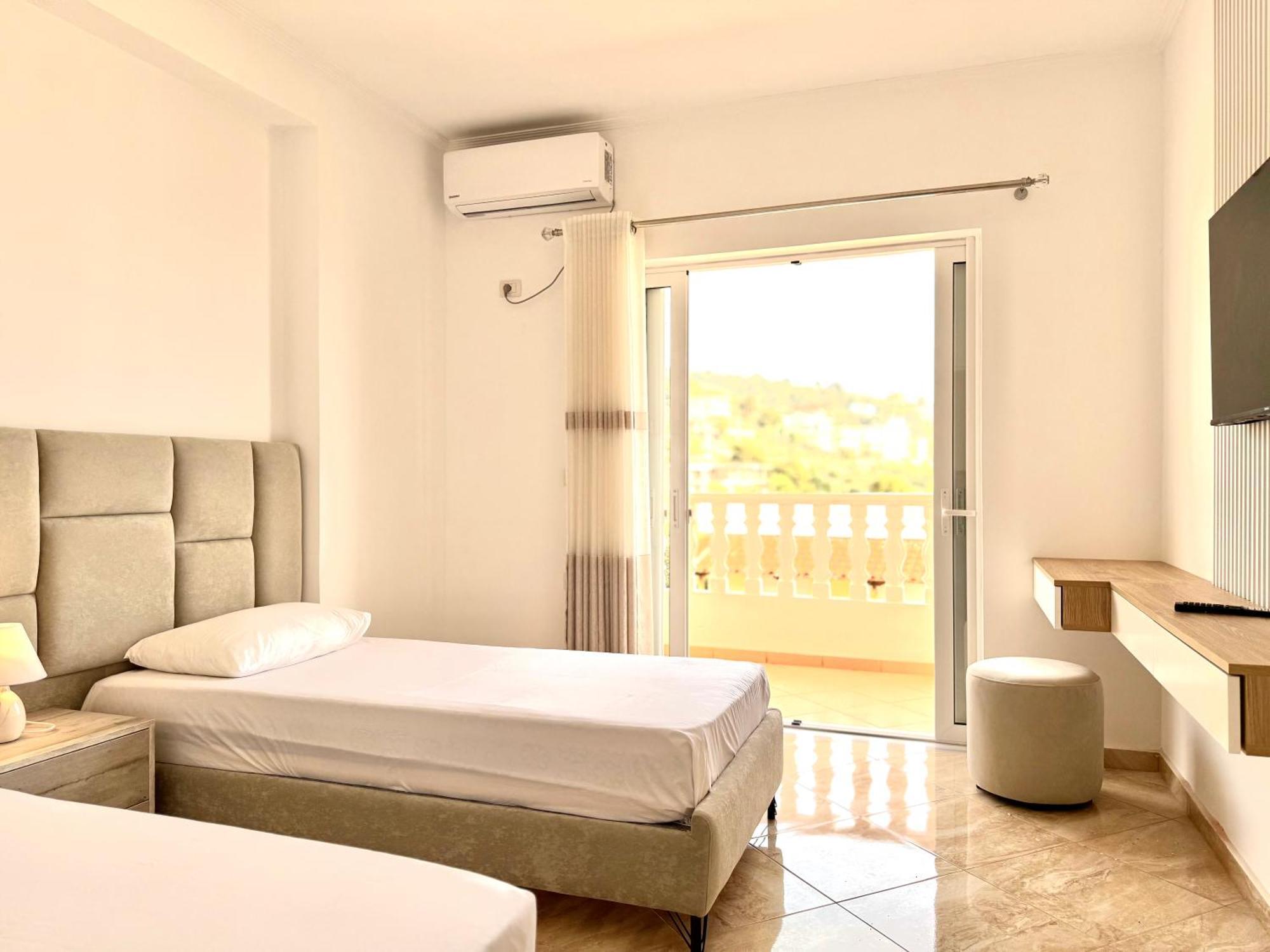 Amar'S Apartments ซารานเดอ ภายนอก รูปภาพ