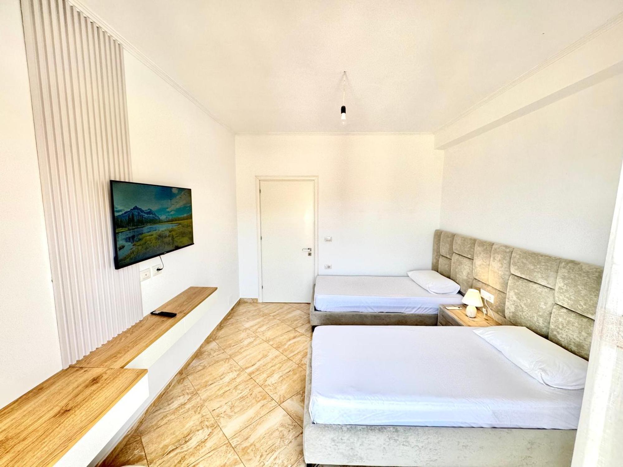 Amar'S Apartments ซารานเดอ ภายนอก รูปภาพ