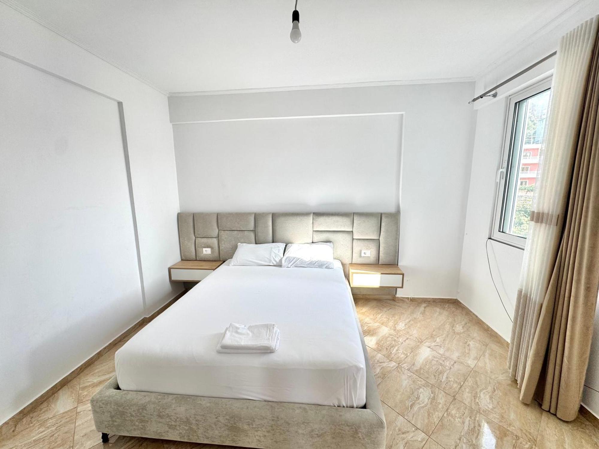 Amar'S Apartments ซารานเดอ ภายนอก รูปภาพ